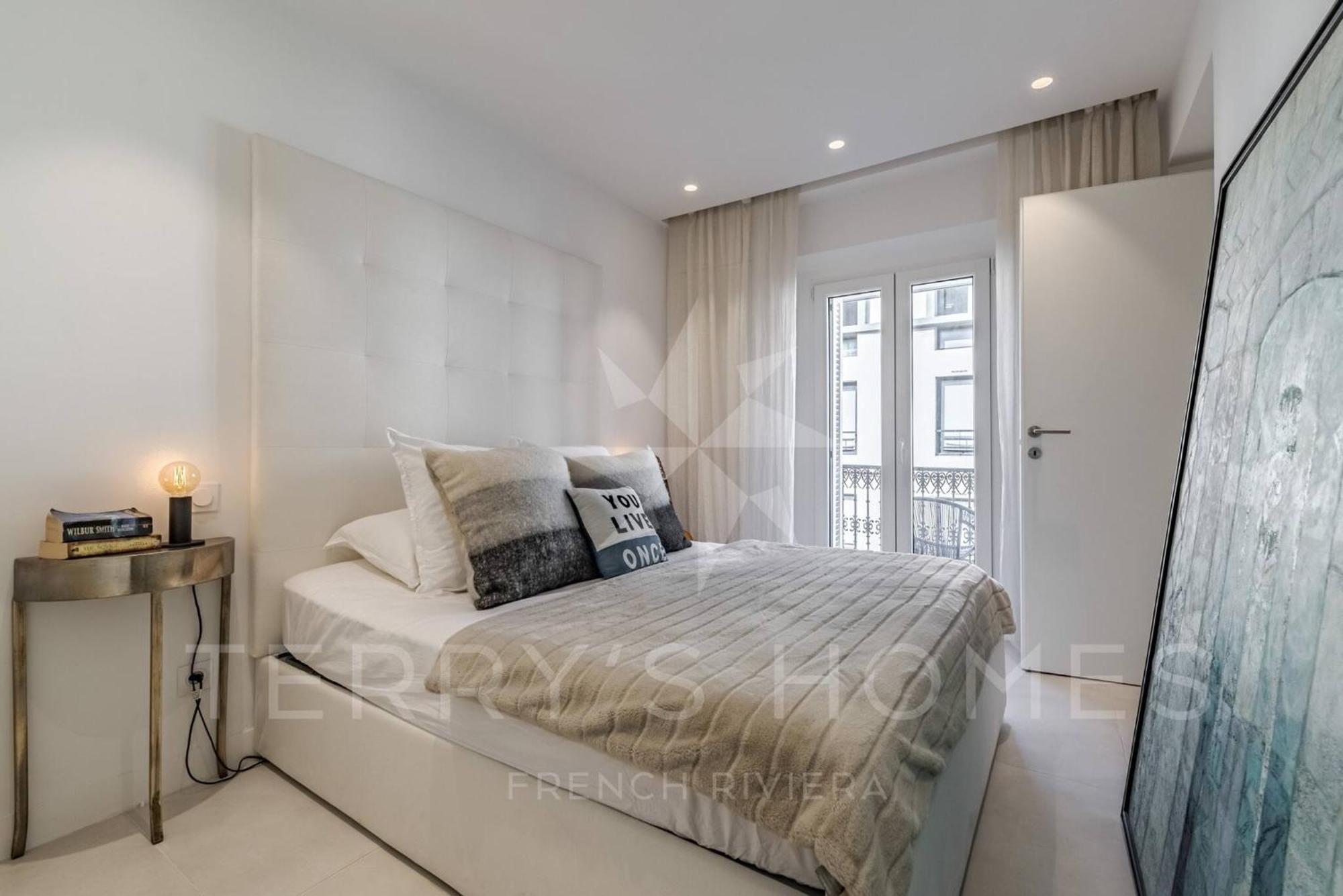 Paula By Terry'S Homes Cannes Exterior photo